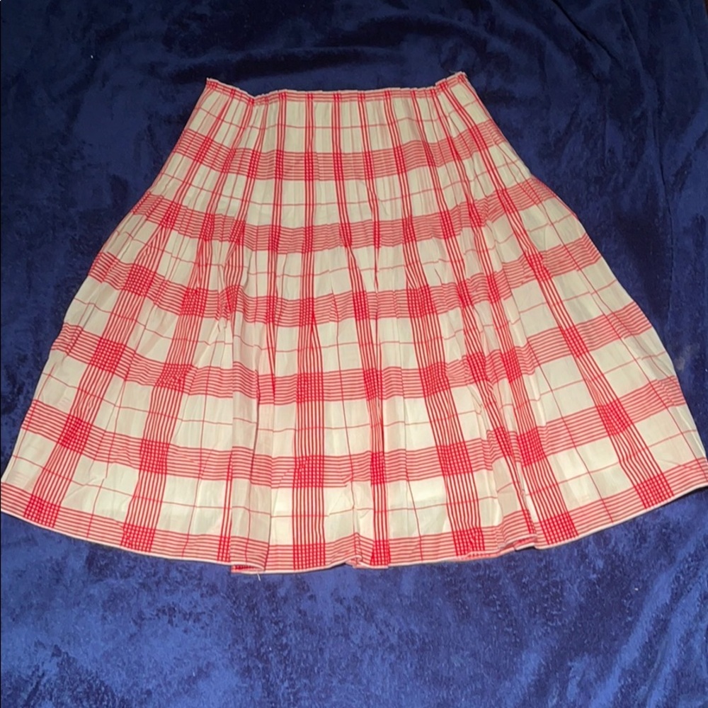 Pleated flare skirt